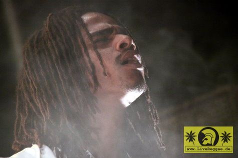 Matthew McAnuff (Jam) feat. The Inna De Yard All-Stars 16. Reggae Jam Festival, Bersenbrueck 01. August 2010 (16).JPG